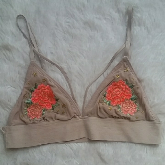 Victoria's Secret PINK Floral Applique Bralette - Picture 2 of 7